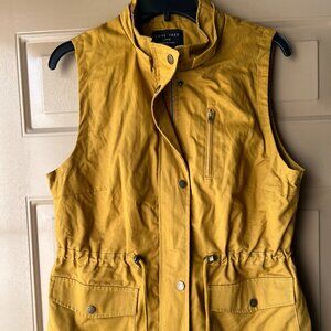 Love Tree Womens L Cargo Utility Vest Faux Fur Lined Mustard Yellow